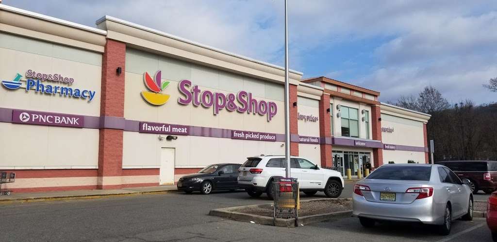 Stop & Shop | 4 Union Ave, Haskell, NJ 07420, USA | Phone: (973) 616-1181