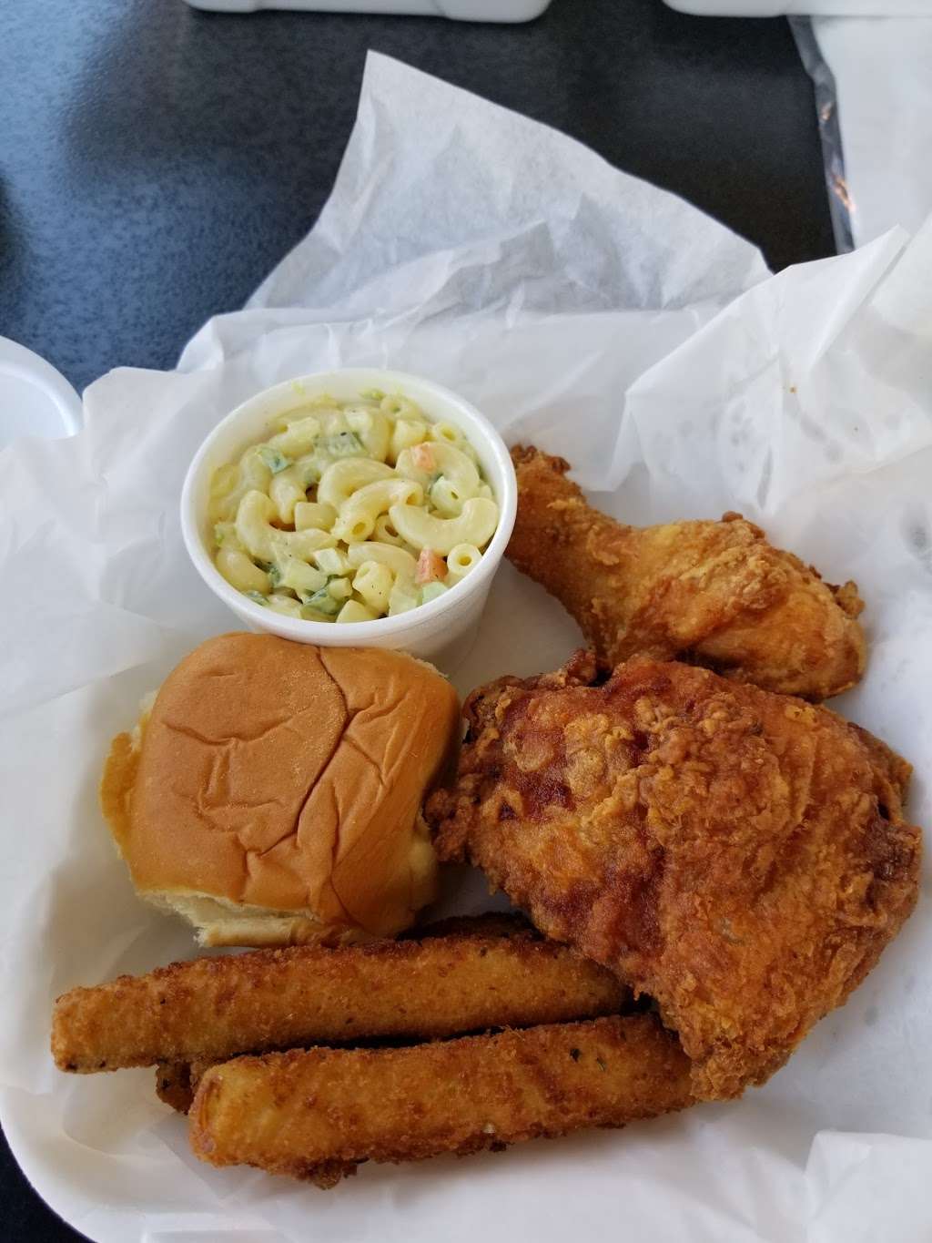 Chicken Box Broasted Chicken | 330 E Whittier Blvd, La Habra, CA 90631 | Phone: (562) 691-1701