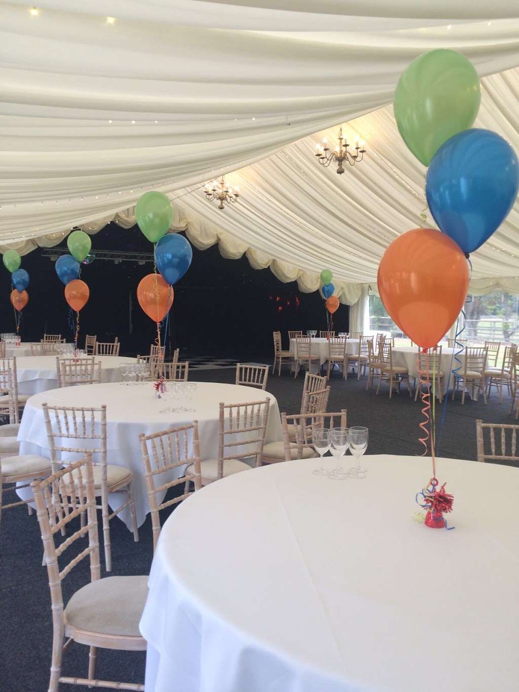 Balloon Decor - Wedding & Party Shop And Event Decorators | Studio 20, Barleylands Crafts Village, Barleylands Rd, Billericay CM11 2UD, UK | Phone: 01268 272872