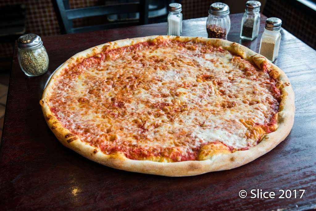 Alfredos Pizza | 163-01 29th Ave, Flushing, NY 11358, USA | Phone: (718) 539-0097