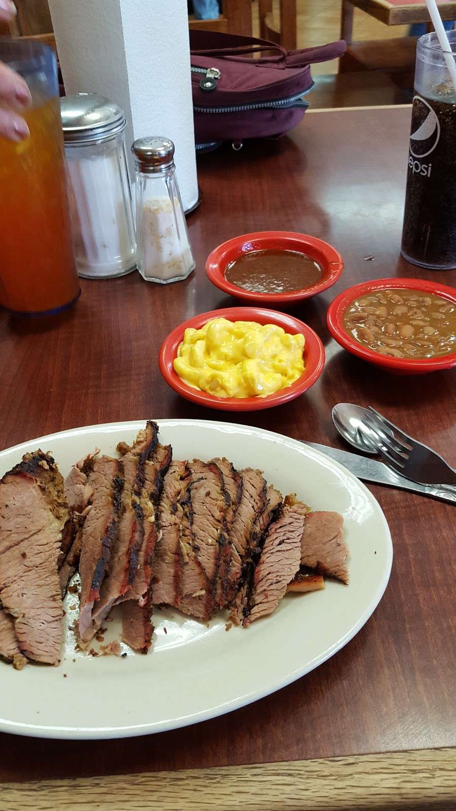 Tonys Barbeque & Steak House | 9545 TX-146, Baytown, TX 77520 | Phone: (281) 576-6844