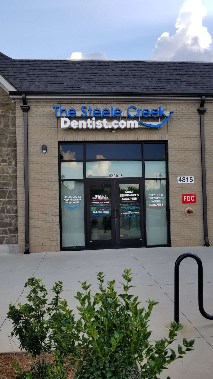 The Steele Creek Dentist | 4815 Berewick Town Center Dr, Ste J, Charlotte, NC 28273, USA | Phone: (704) 800-0252