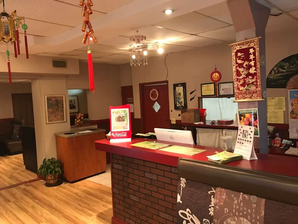 Hot Pot Chinese Restaurant | 29255 Three Notch Rd, Mechanicsville, MD 20659, USA | Phone: (301) 884-8188