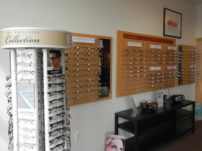 Rx Optical - Allen Park | 23055 W Outer Dr, Allen Park, MI 48101, USA | Phone: (313) 359-9075