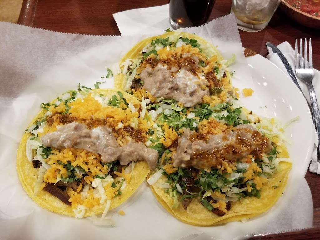 Rivers’ Mexican Cantina & Grill | 407 Sycamore Rd, Genoa, IL 60135, USA | Phone: (815) 784-2017