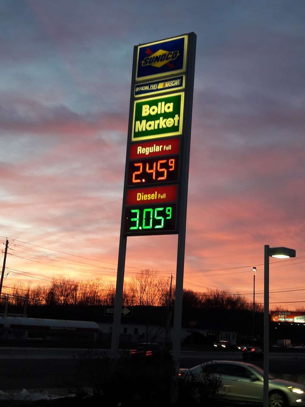 BP Gas Station | 144 NJ-17, Mahwah, NJ 07430, USA