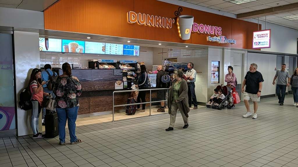 Dunkin | 3200 Terminal C East Airfield Drive Gate 17 Area, Dallas, TX 75261, USA | Phone: (972) 973-4786