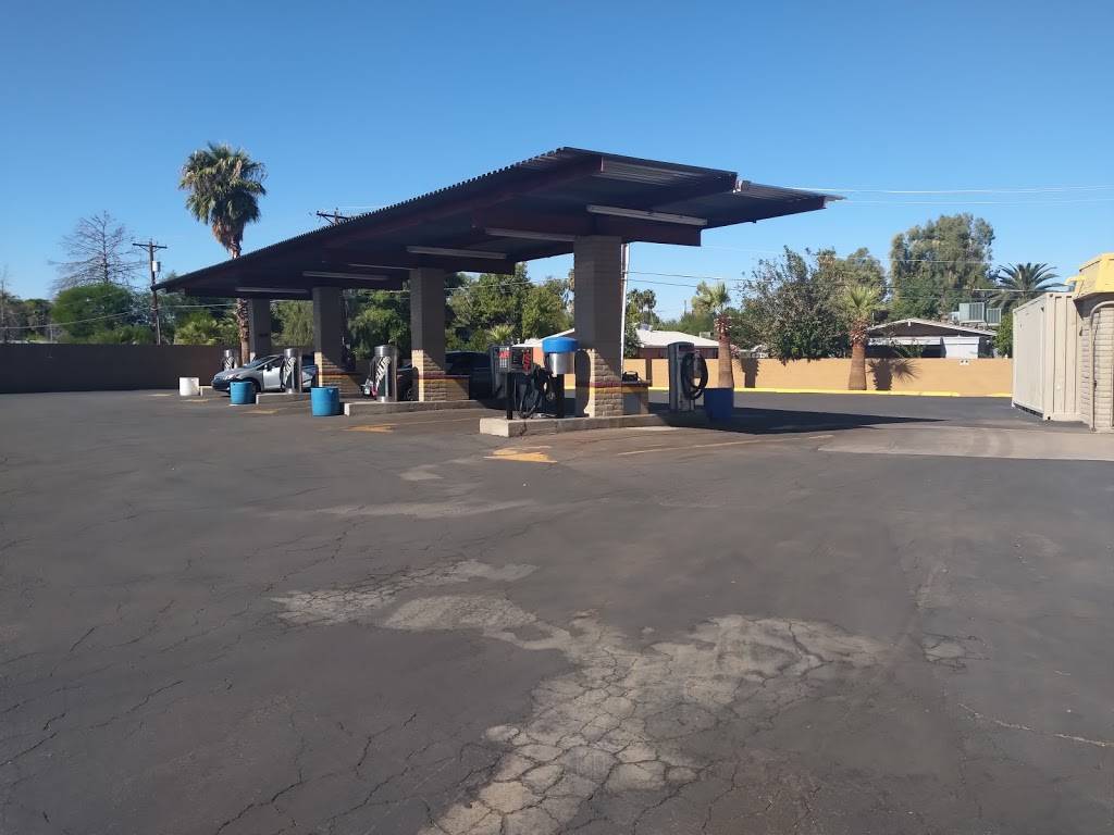 Sun Devil Car Wash Co | 1212 S McClintock Dr, Tempe, AZ 85281, USA | Phone: (480) 968-4922