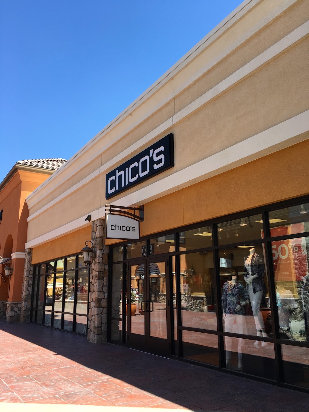 Chicos | 5701 Outlets at Tejon Pkwy, Arvin, CA 93203, USA | Phone: (661) 282-2848