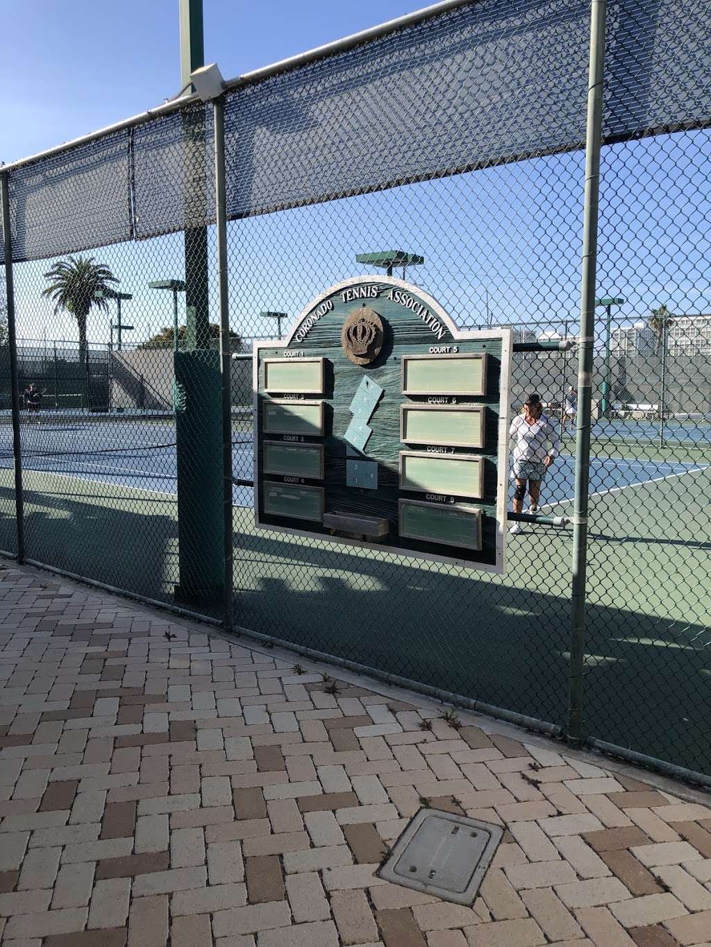 Coronado Tennis Center | 1501 Glorietta Blvd, Coronado, CA 92118, USA | Phone: (619) 522-2650