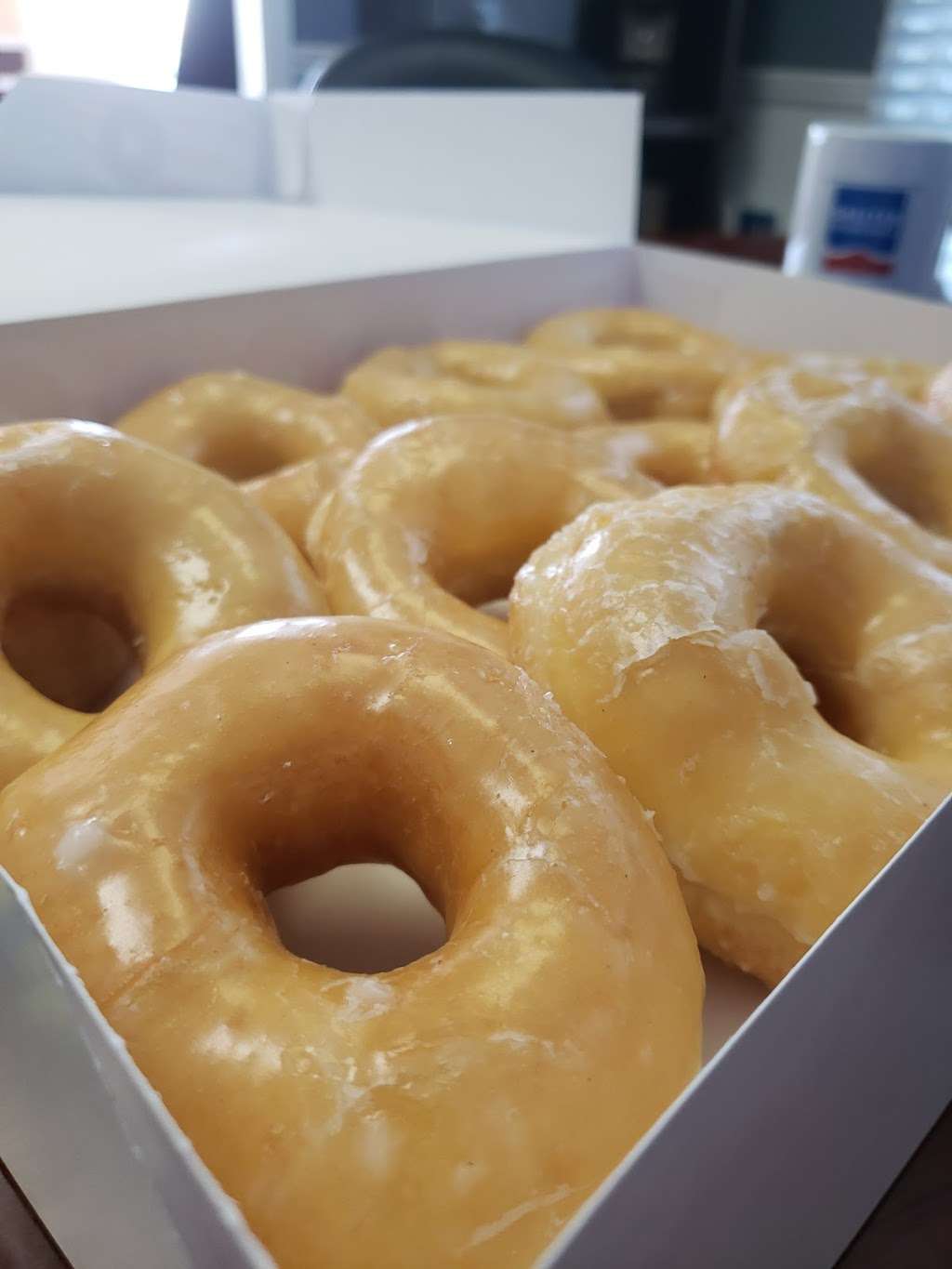 Yummys Donut palace | 709 S Maguire St, Warrensburg, MO 64093, USA | Phone: (660) 422-7777