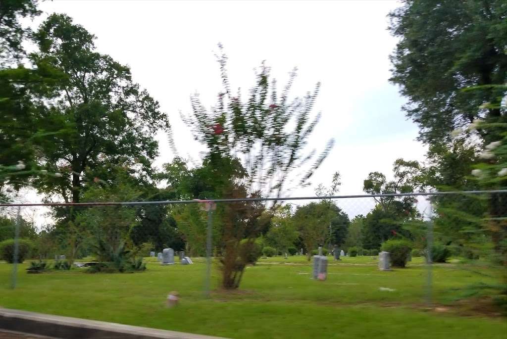 Oakwood Cemetery | Conroe, TX 77301