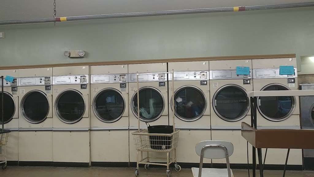 Laundro-46 Coin Laundry | 314 W Temperance St, Ellettsville, IN 47429, USA | Phone: (812) 876-4000