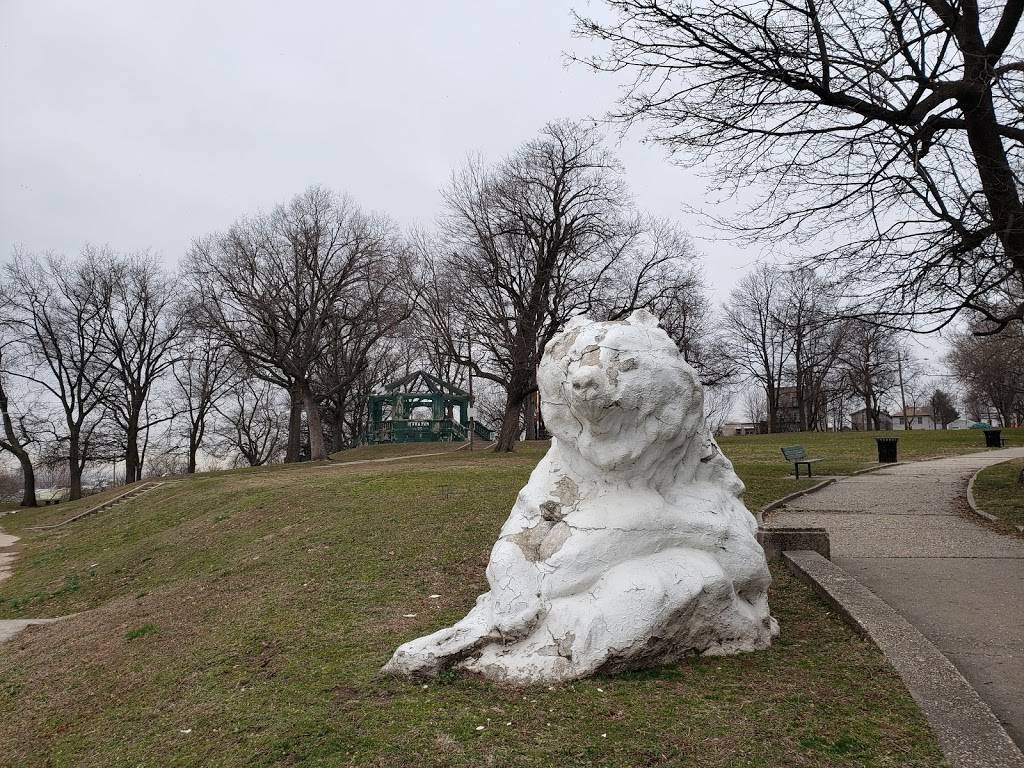 Leonard Gordon Park | Jersey City, NJ 07307, USA | Phone: (201) 547-4449