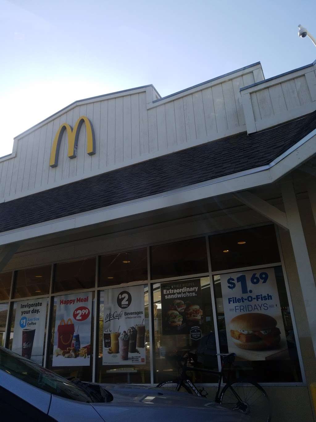 McDonalds | 5565 Mission Ave, Fallbrook, CA 92028, USA | Phone: (760) 758-1936