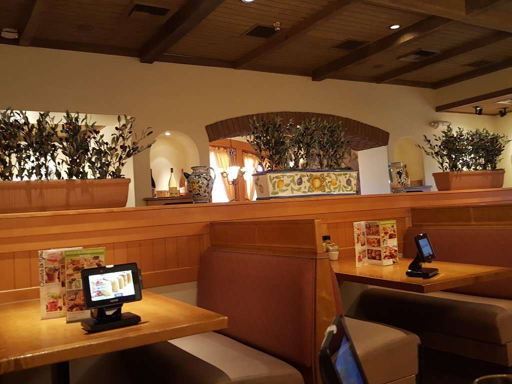 Olive Garden Italian Restaurant | 2983 Monroe Way, Monroe, NC 28110, USA | Phone: (704) 282-9900