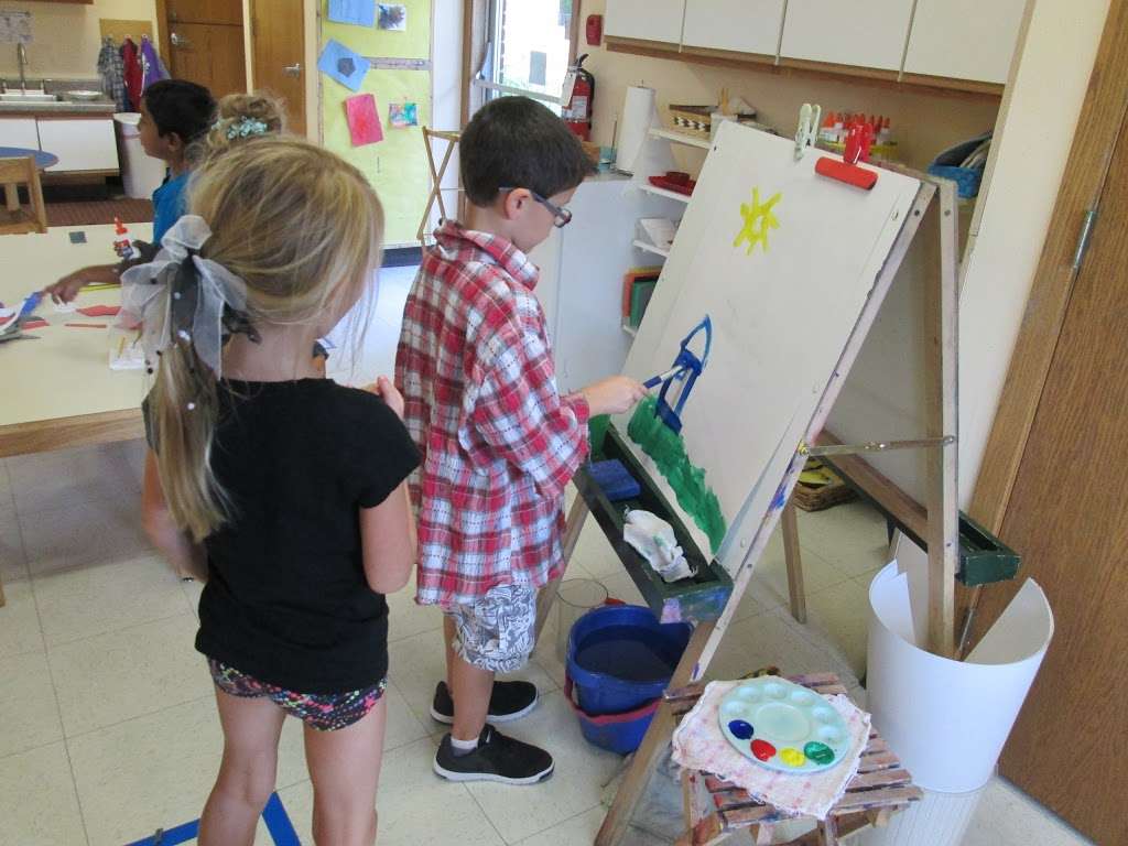 Montessori Pathways School | 133 Illinois St, Crystal Lake, IL 60014, USA | Phone: (815) 459-6727