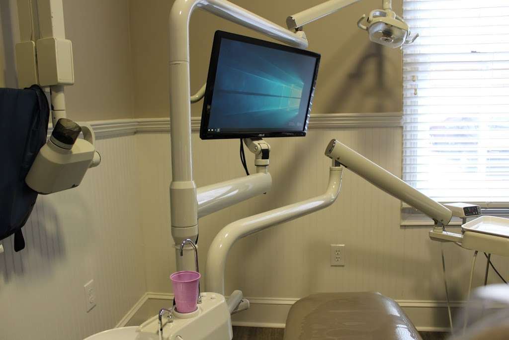 Esposito Family Dental | 220 Schooley St, Moorestown, NJ 08057, USA | Phone: (856) 235-6561