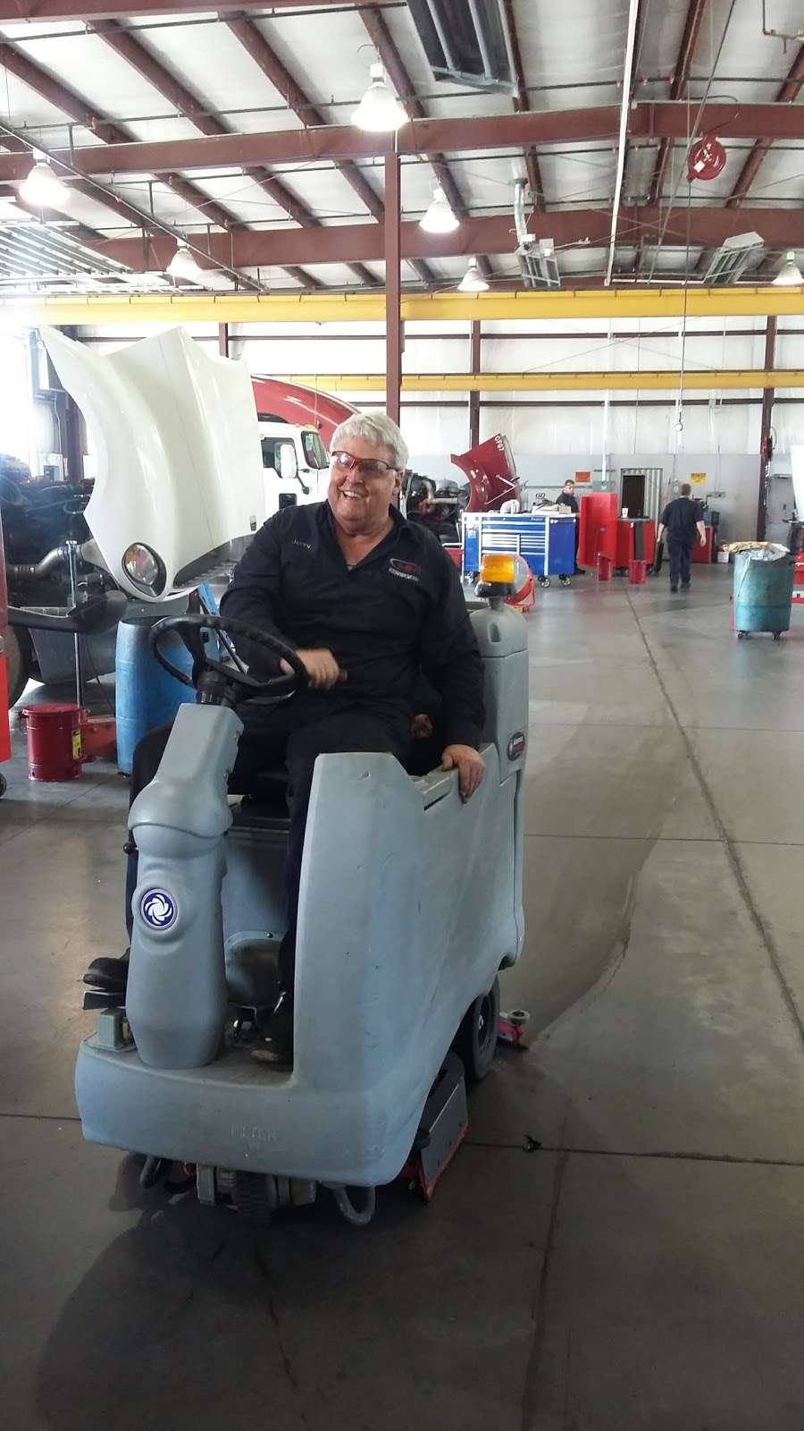 MHC Truck Leasing - Hickory | 3500 17th Ave Cir SW, Hickory, NC 28602, USA | Phone: (800) 345-3391