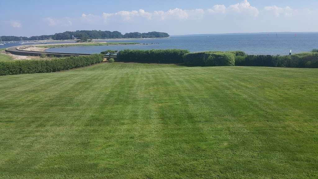 Greenwich Point Park | 7 Tods Driftway, Old Greenwich, CT 06870, USA | Phone: (203) 622-7700