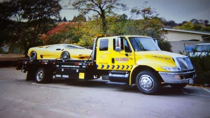 MCHUGHS TOWING | 2297D Arnold Industrial Way, Concord, CA 94520, USA | Phone: (925) 676-1311