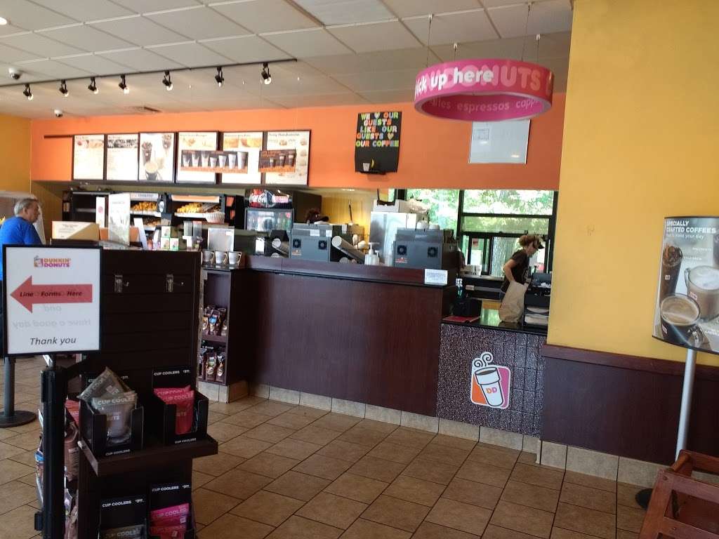 Dunkin Donuts | 57 PA-940, Blakeslee, PA 18610, USA | Phone: (570) 643-0665