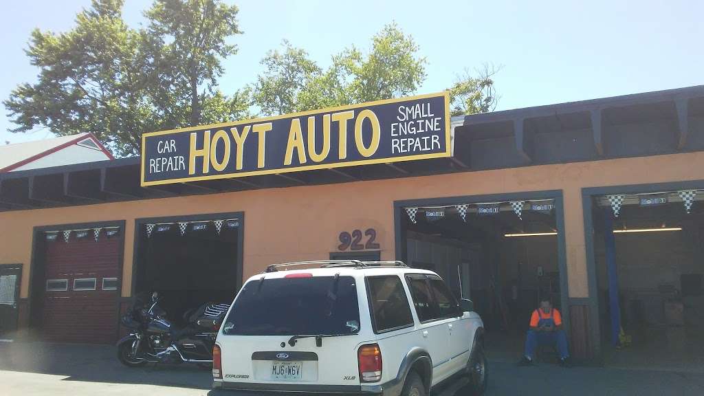 Hoyt Auto | 922 N Dodgion St, Independence, MO 64050, USA | Phone: (816) 886-6652