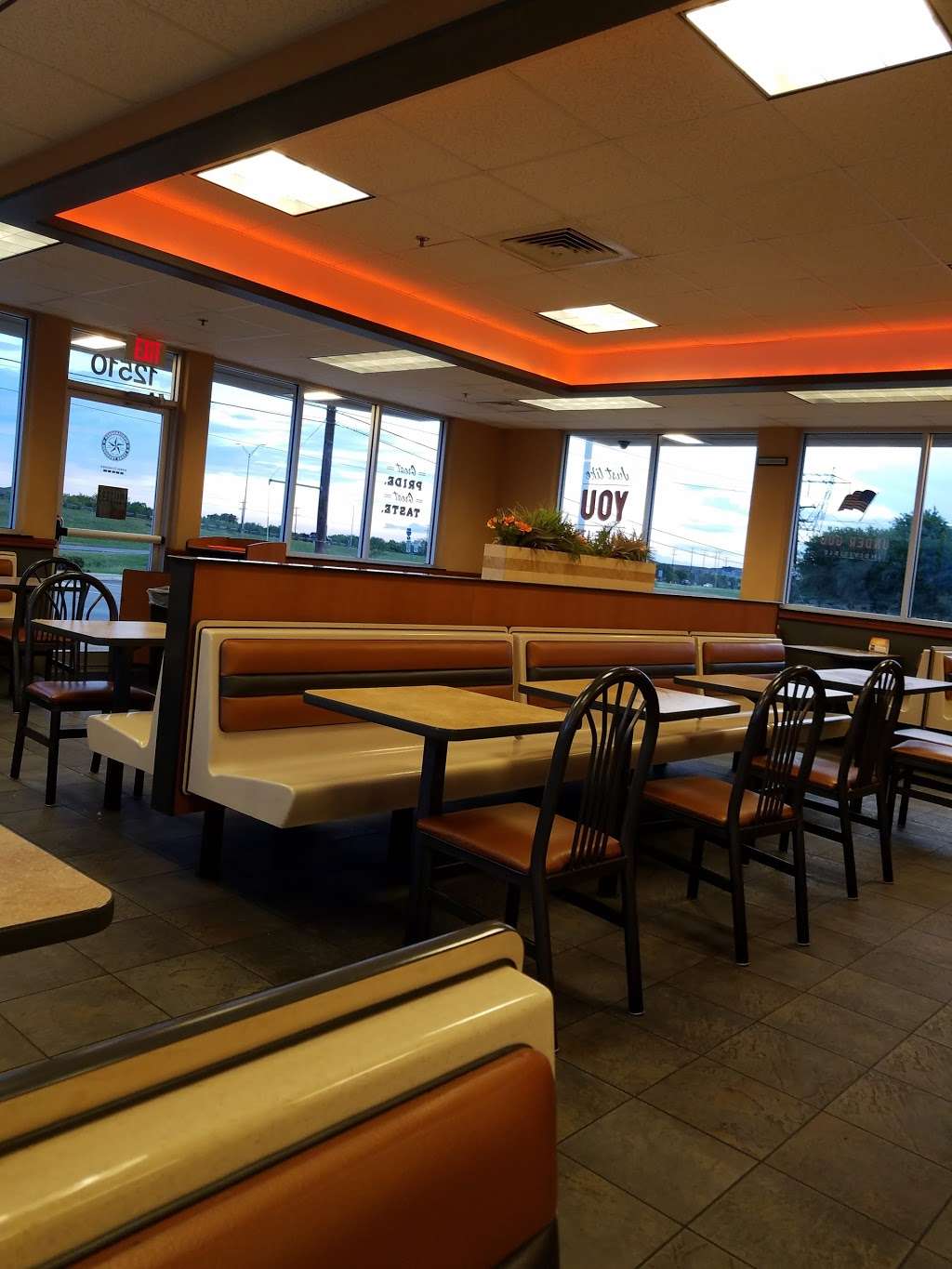 Whataburger | 12510 SW Loop 410, San Antonio, TX 78211, USA | Phone: (210) 923-3155