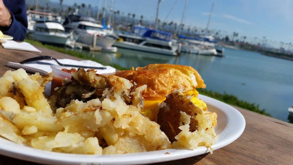 Harbor Cove Cafe | 1867 Spinnaker Dr, Ventura, CA 93001, USA | Phone: (805) 658-1639