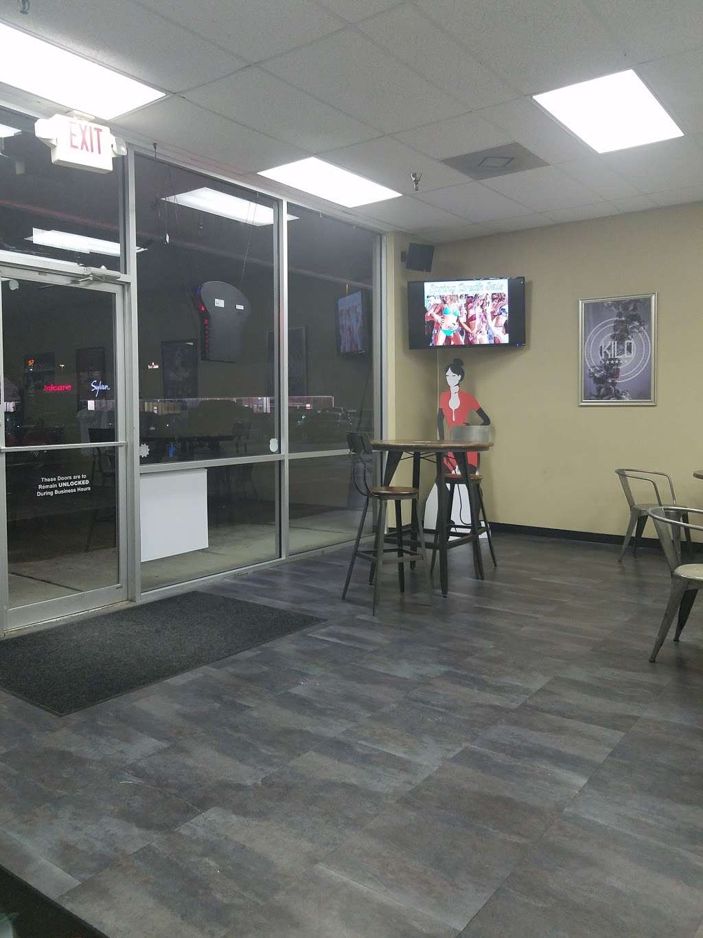 Kick Ash Vape Shop | 20810 Gulf Fwy STE F, Webster, TX 77598 | Phone: (281) 940-4059