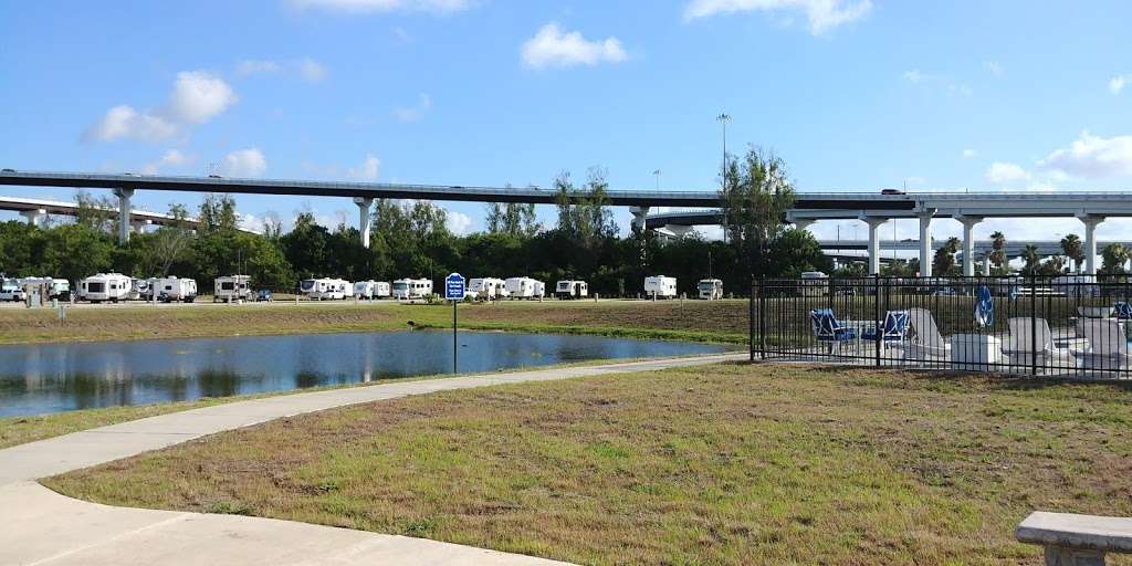 USA RV Resorts Houston | 12187 Sagedowne Ln, Houston, TX 77089, USA | Phone: (832) 781-4777