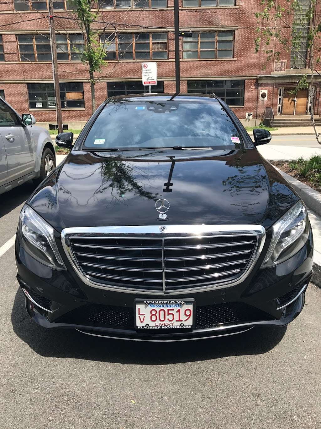 East Coast Limousine Transportation LLC | 5170 Washington St #105, Boston, MA 02132, USA | Phone: (617) 529-7000