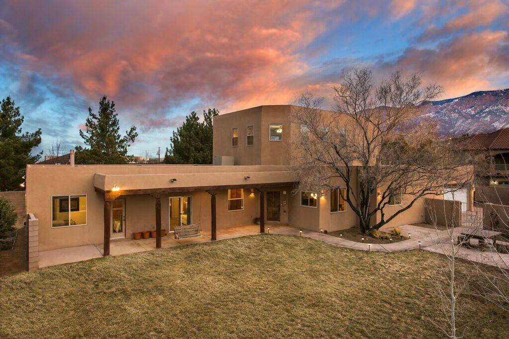 The Recovery House | 9171 Glendale Ave NE, Albuquerque, NM 87122, USA | Phone: (888) 790-8206