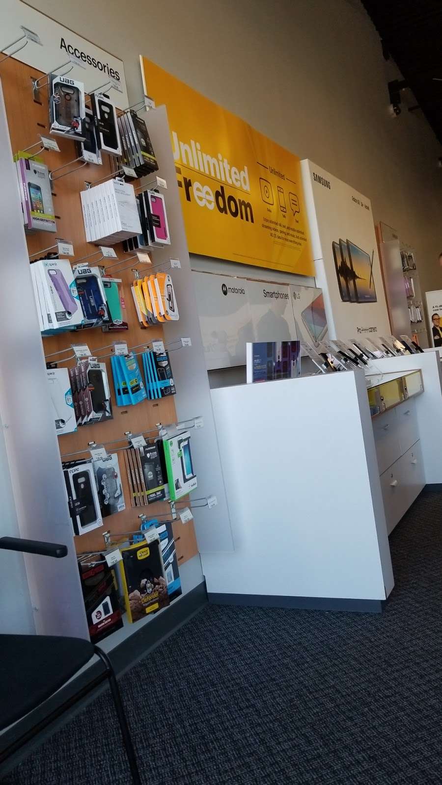 Sprint Store | 4223 Scatterfield Rd, Anderson, IN 46013, USA | Phone: (765) 622-9903