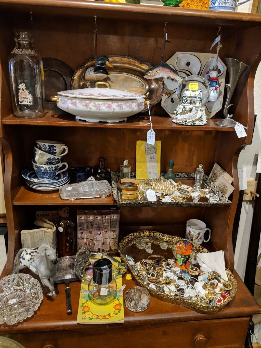 Time Machine Antiques | 229 Main Ave, Hawley, PA 18428, USA | Phone: (570) 481-1269