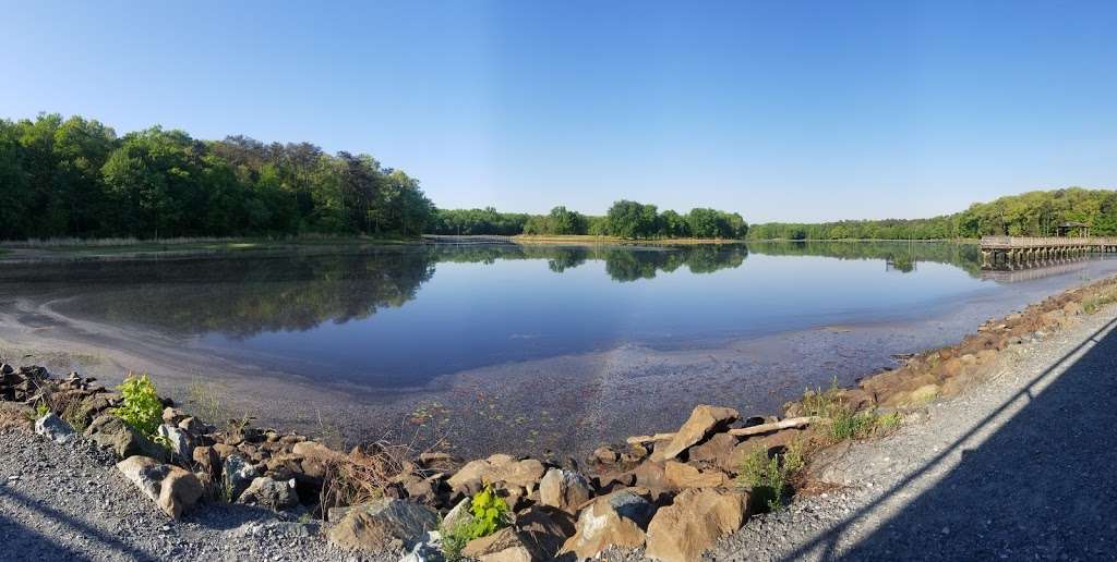 Cash Lake Fishing Area | Cash Lake Fishing Area, Bowie, MD 20720, USA