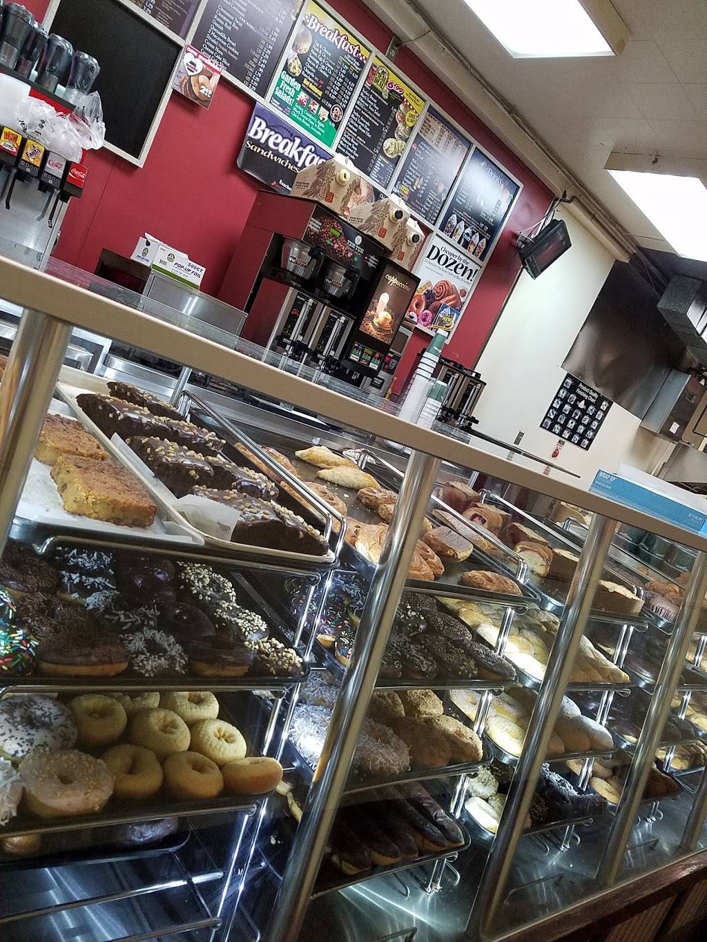 Yum Yum Donuts | 5836 W Manchester Ave, Los Angeles, CA 90045, USA | Phone: (310) 216-4278