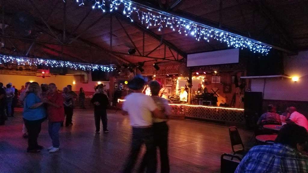 Shoafs Wagon Wheel | 151 Barn Dance Dr, Salisbury, NC 28147 | Phone: (704) 278-2749