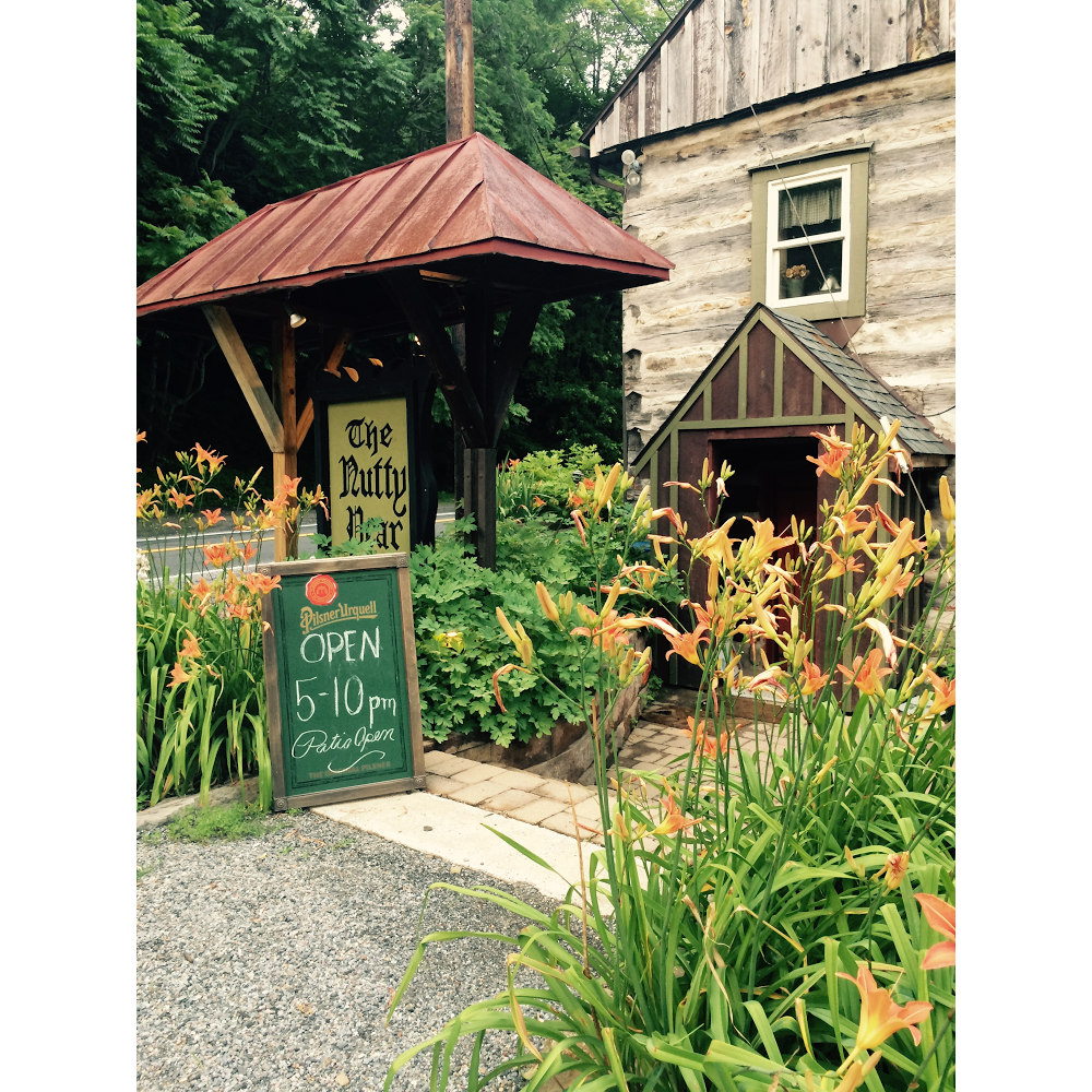 The Nutty Pear | 181 W Adamsdale Rd, Schuylkill Haven, PA 17972, USA | Phone: (570) 385-0777