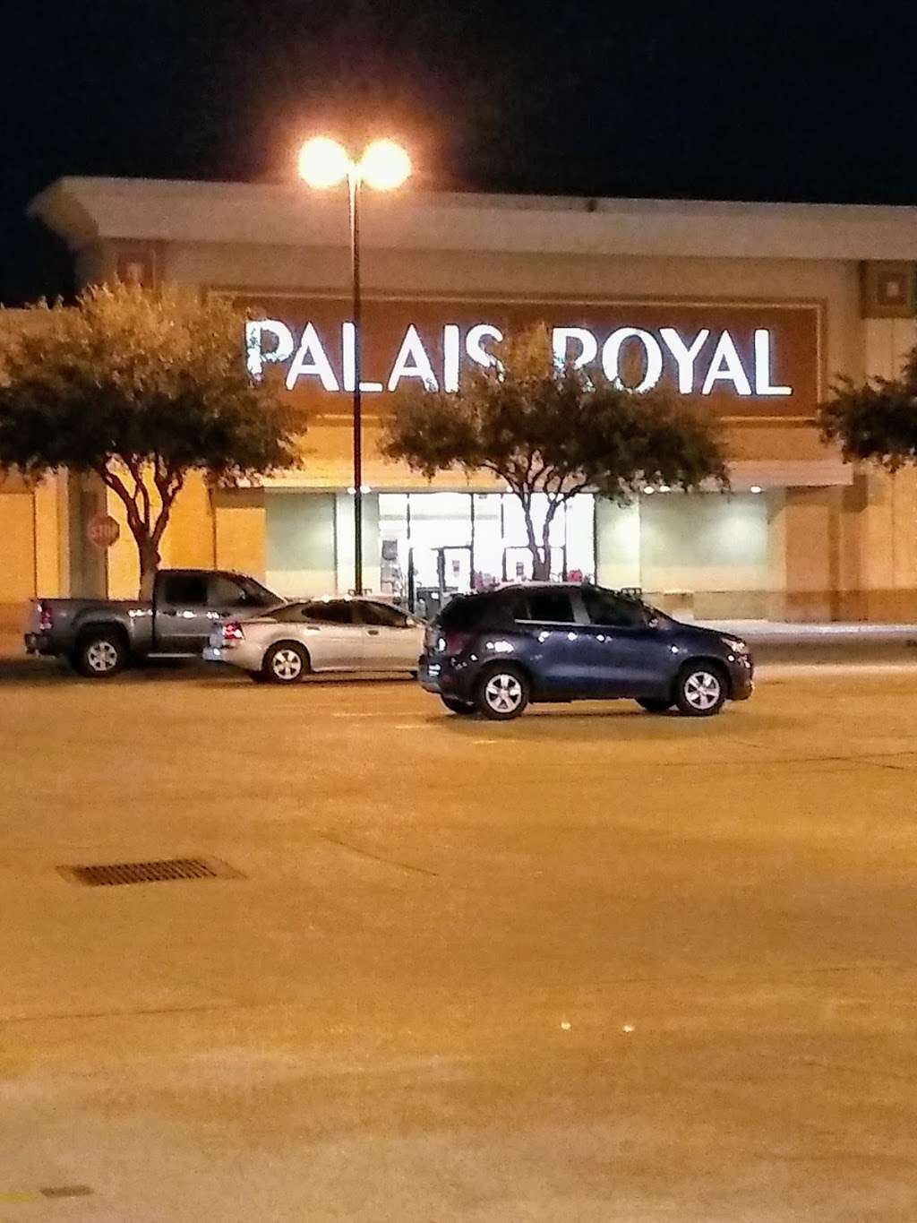 Palais Royal | 26068 US-290, Cypress, TX 77429, USA | Phone: (281) 256-7475