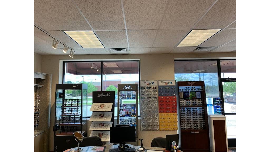 Clarkson Eyecare | 6663 Edwardsville Crossing Dr, Edwardsville, IL 62025, USA | Phone: (618) 659-2320