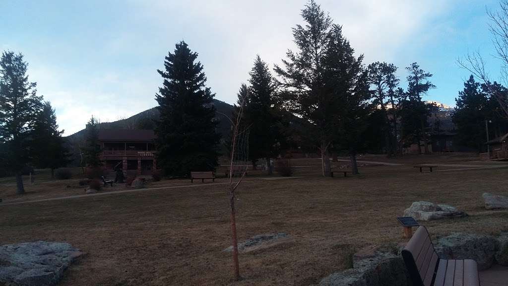 Eagle Cliff Lodge | Longhouse Way, Estes Park, CO 80517, USA | Phone: (800) 777-9622