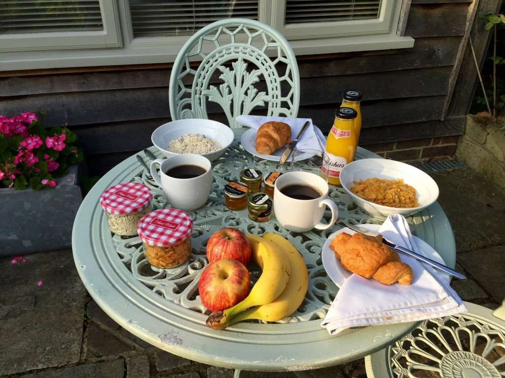 Hever Bed and Breakfast | Thatched Cottage,, Hever Rd, Hever TN8 7NH, UK | Phone: 07970 156681