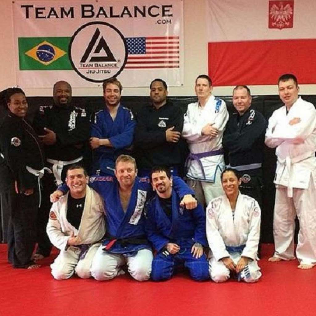 Team Balance/Brachs MMA | 1227 County Rte 561, Voorhees Township, NJ 08043, USA | Phone: (856) 373-9970