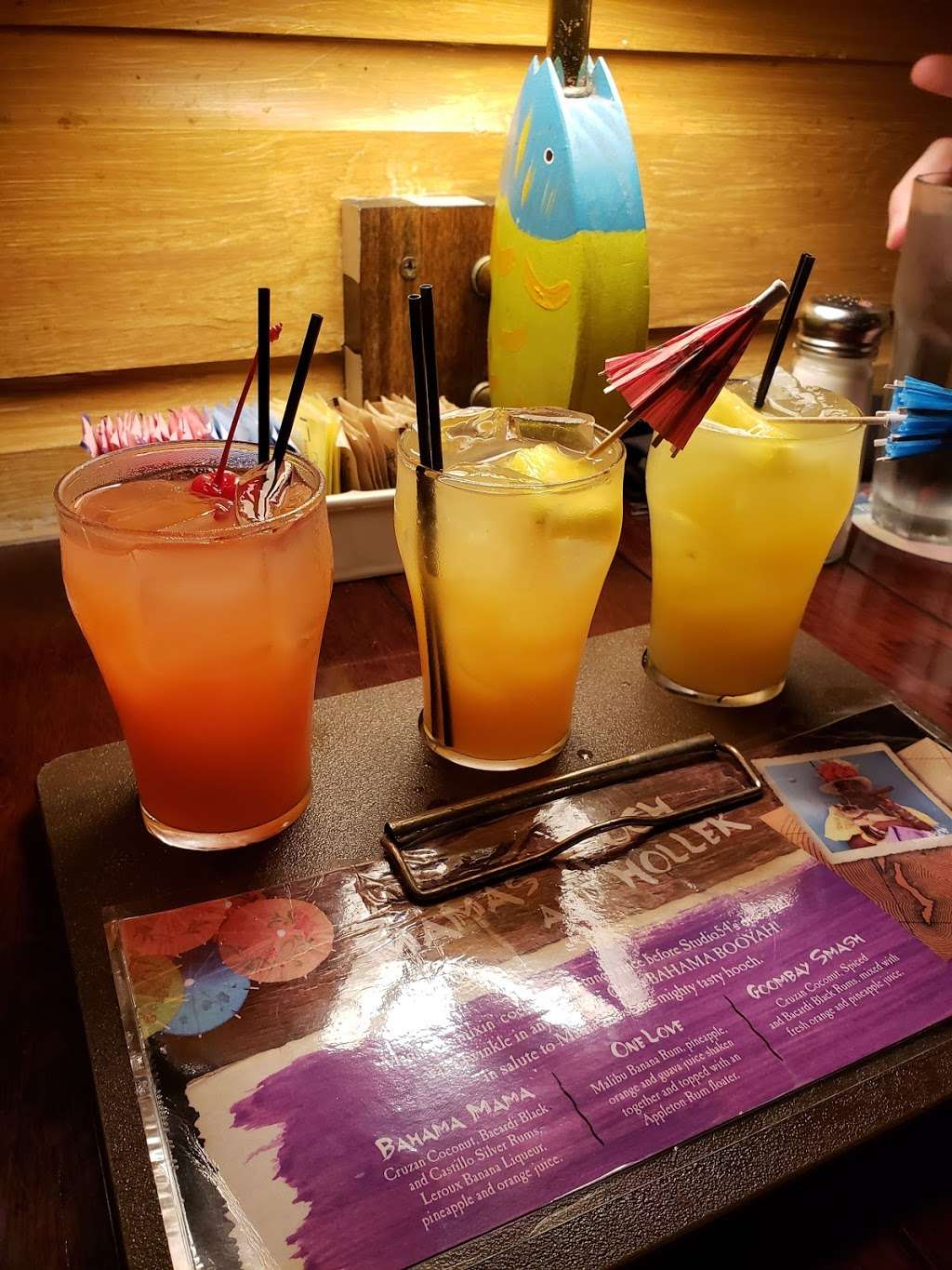 Bahama Breeze | 8735 Vineland Ave, Orlando, FL 32821, USA | Phone: (407) 938-9010