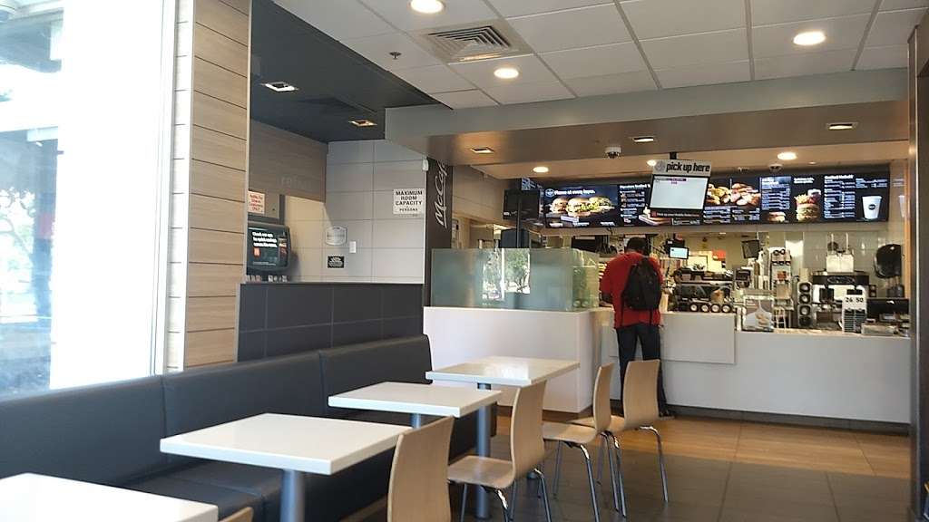 McDonalds | 11663 Cherry Ave, Fontana, CA 92337, USA | Phone: (909) 854-5266