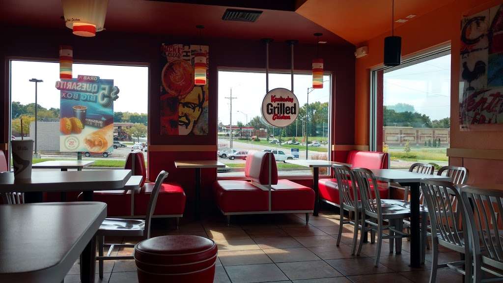 KFC | 1236 NW Woods Chapel Rd, Blue Springs, MO 64015, USA | Phone: (816) 229-1105