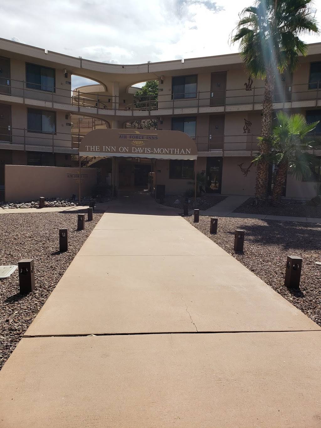 Davis Monthan Base Lodging | Tucson, AZ 85707, USA | Phone: (520) 228-3309