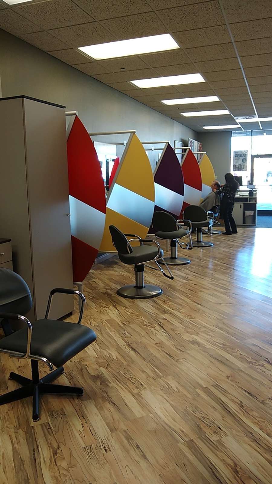 Great Clips | 6811 W Peoria Ave Ste 101, Peoria, AZ 85345, USA | Phone: (623) 486-0596