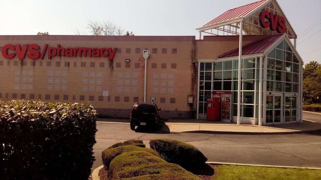 CVS | 6005 E Washington St, Indianapolis, IN 46219, USA | Phone: (317) 359-3911